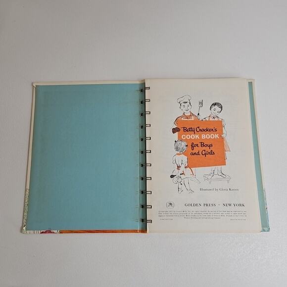 Vintage "Betty Crocker's Cook Book for Boys and Girls" 1957 Golden Press - Picture 3 of 6
